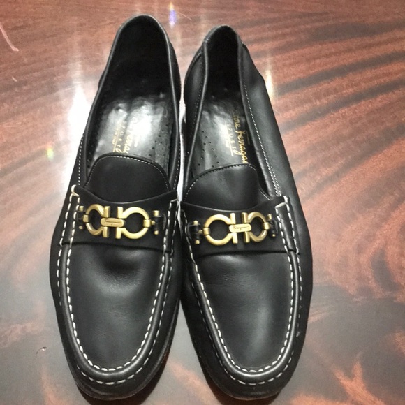Salvatore Ferragamo Shoes - Salvatore Ferragamo Loafers SZ 8.5 Black